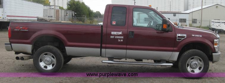image for item L6425 2008 Ford F350 Super Duty XLT SuperCab pickup truck