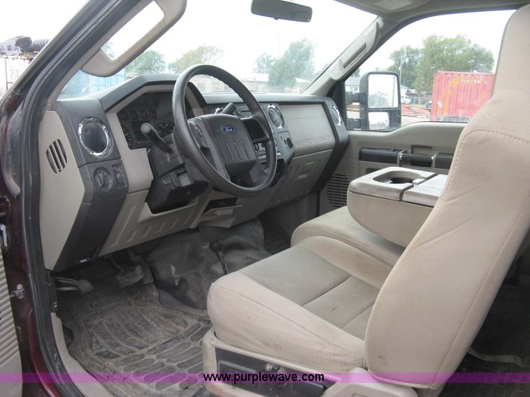 image for item L6425 2008 Ford F350 Super Duty XLT SuperCab pickup truck