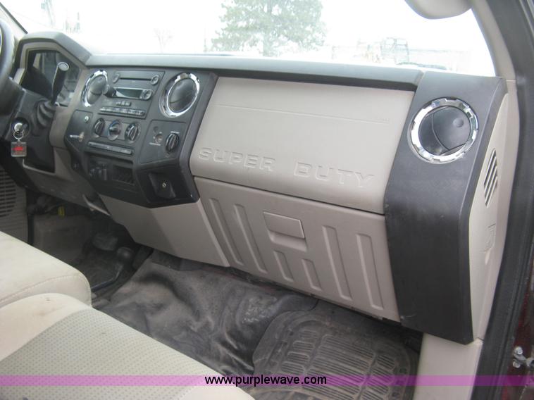 image for item L6425 2008 Ford F350 Super Duty XLT SuperCab pickup truck