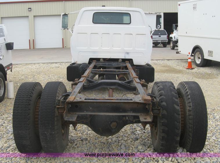 image for item L6427 1980 Chevrolet C70 cab and chassis