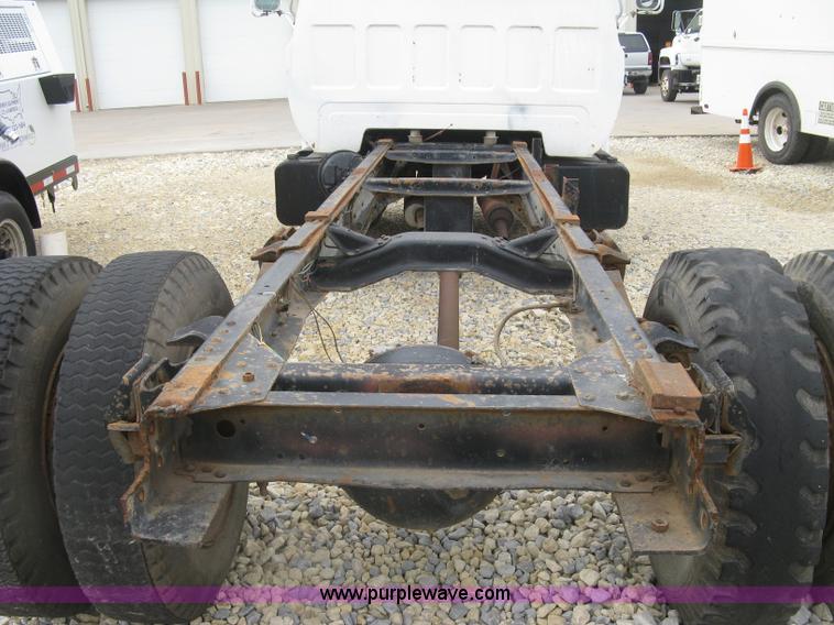 image for item L6427 1980 Chevrolet C70 cab and chassis