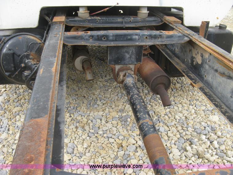 image for item L6427 1980 Chevrolet C70 cab and chassis