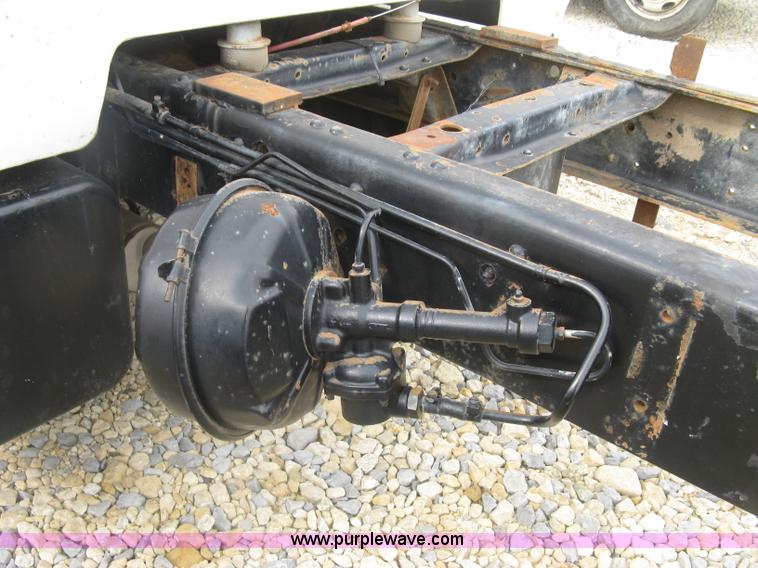 image for item L6427 1980 Chevrolet C70 cab and chassis