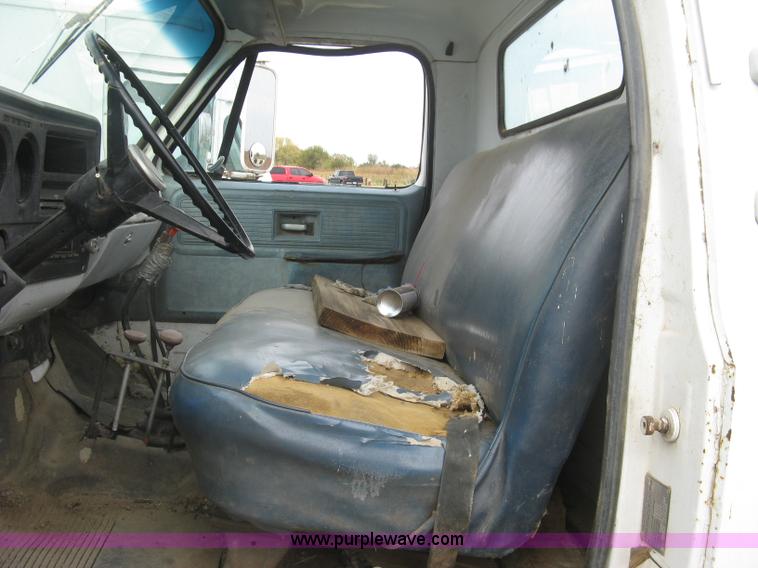 image for item L6427 1980 Chevrolet C70 cab and chassis