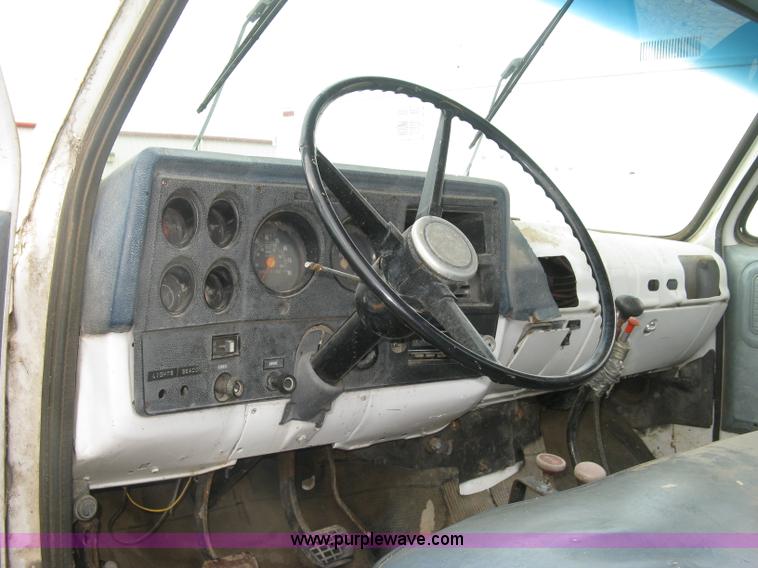 image for item L6427 1980 Chevrolet C70 cab and chassis