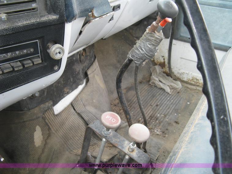 image for item L6427 1980 Chevrolet C70 cab and chassis