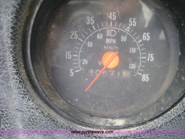 image for item L6427 1980 Chevrolet C70 cab and chassis