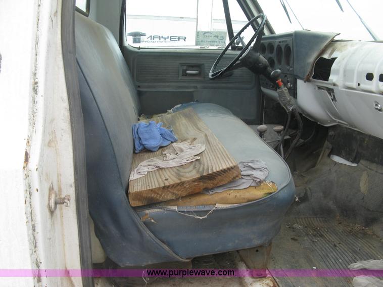 image for item L6427 1980 Chevrolet C70 cab and chassis
