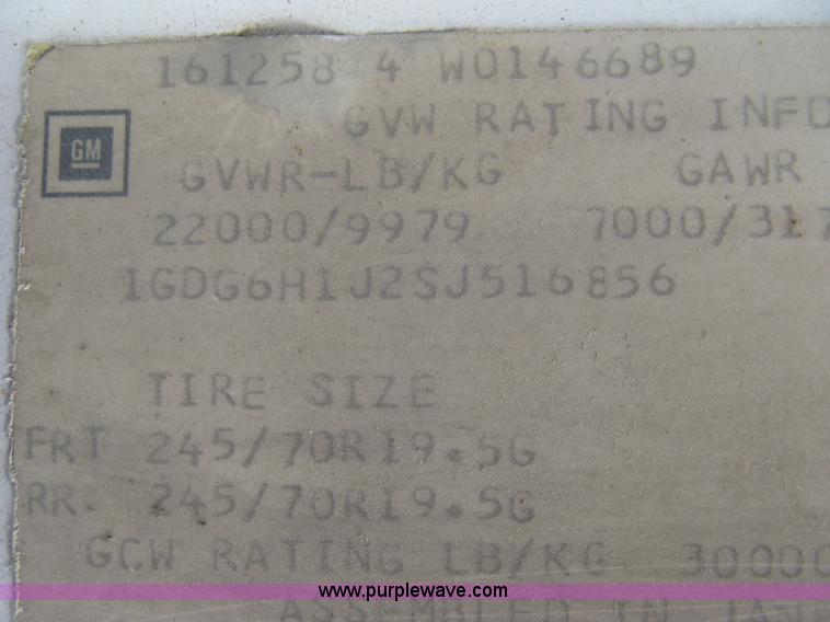 image for item L6428 1995 GMC TopKick cab and chassis