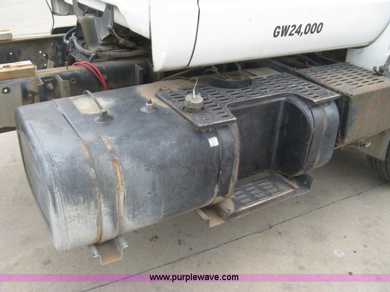 image for item L6428 1995 GMC TopKick cab and chassis