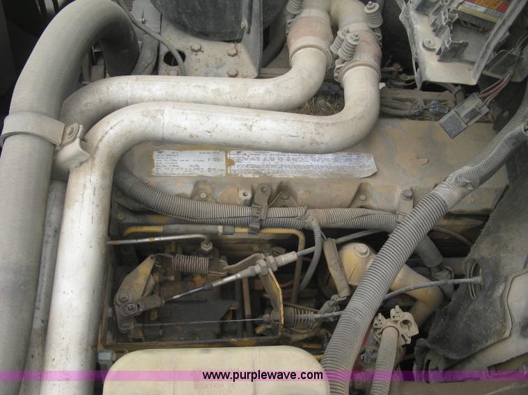 image for item L6428 1995 GMC TopKick cab and chassis