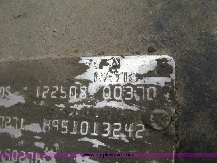 image for item L6428 1995 GMC TopKick cab and chassis