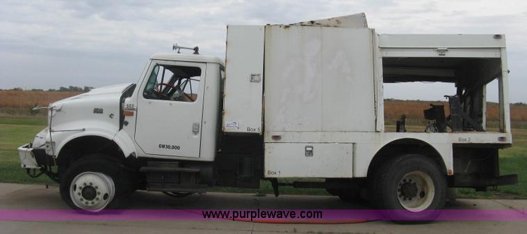 image for item L6429 1995 International 4700 sewer rodder truck