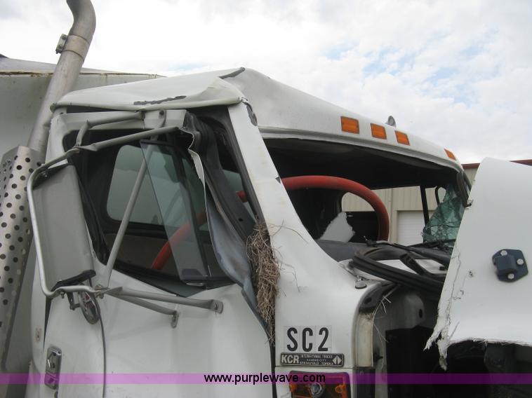 image for item L6429 1995 International 4700 sewer rodder truck