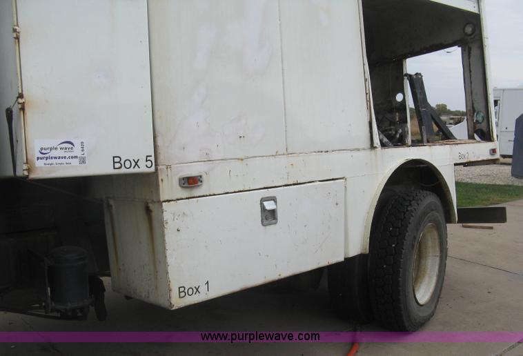 image for item L6429 1995 International 4700 sewer rodder truck