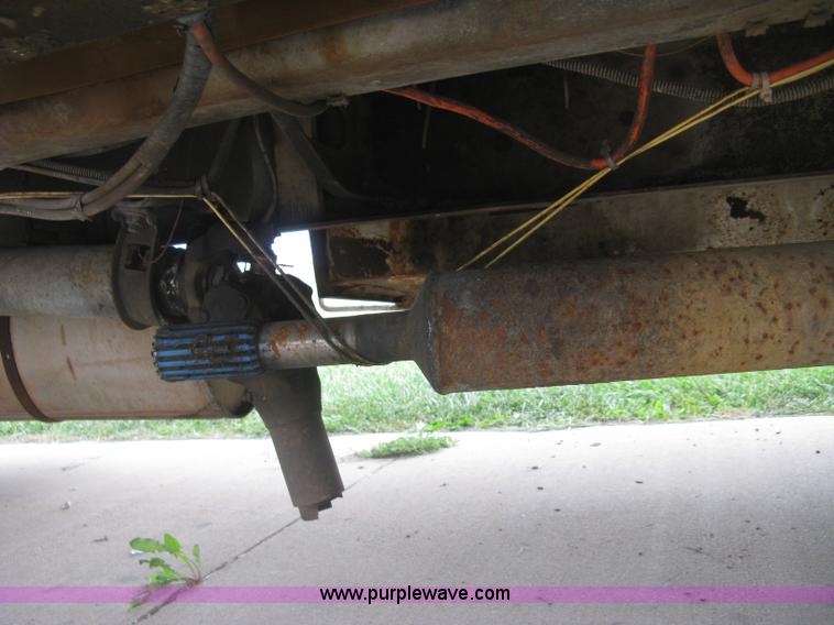 image for item L6429 1995 International 4700 sewer rodder truck