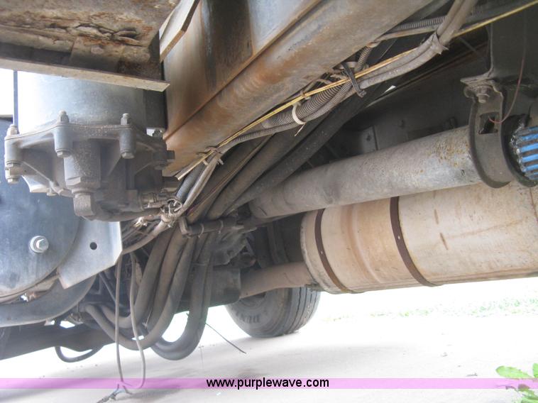 image for item L6429 1995 International 4700 sewer rodder truck