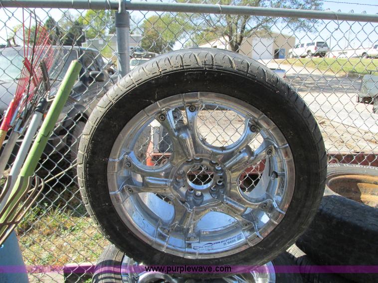 image for item R9495 Assorted wheels and tires