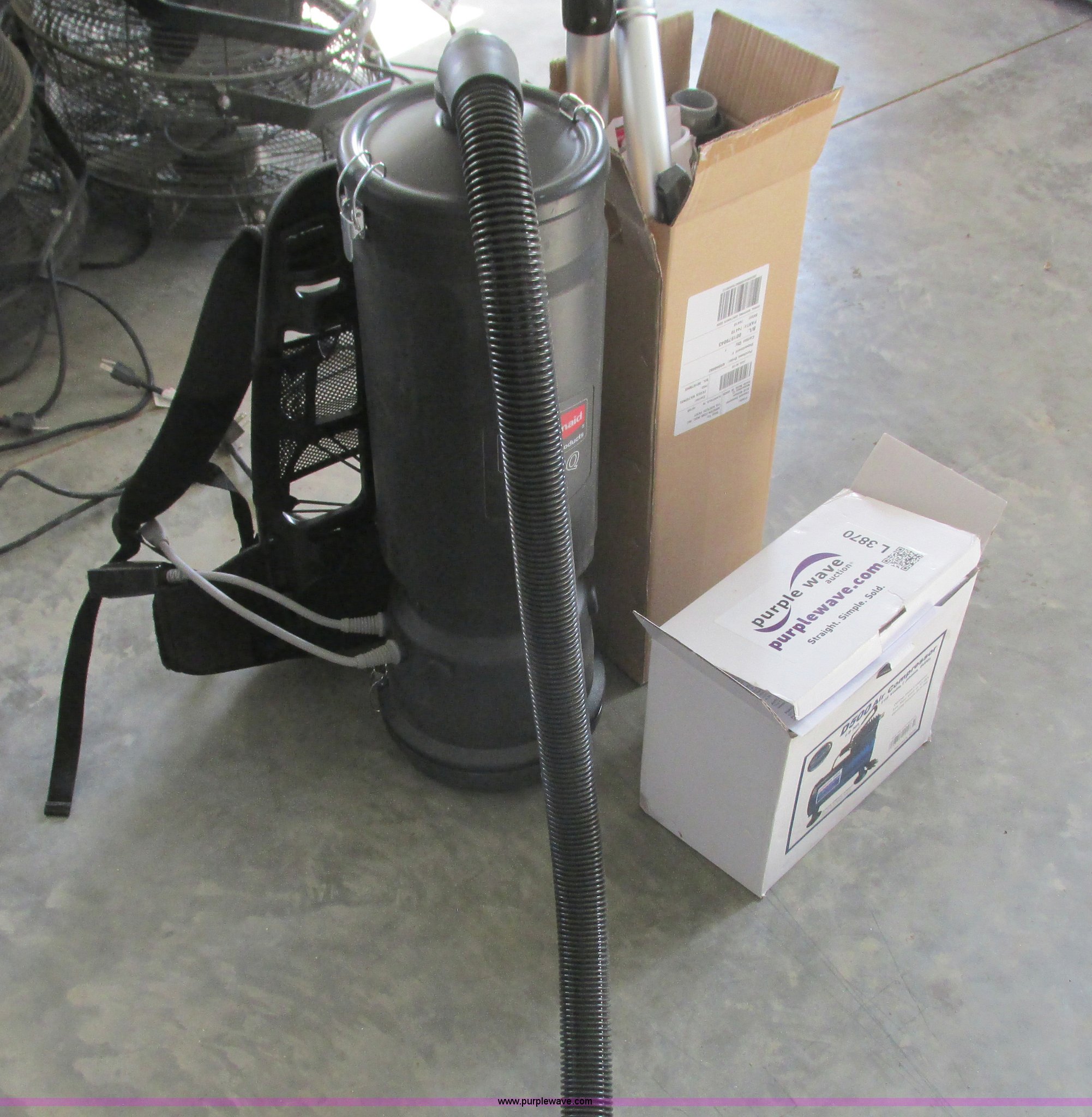 Rubbermaid BP10Q backpack vacuum in Delano, MN Item L3870 sold