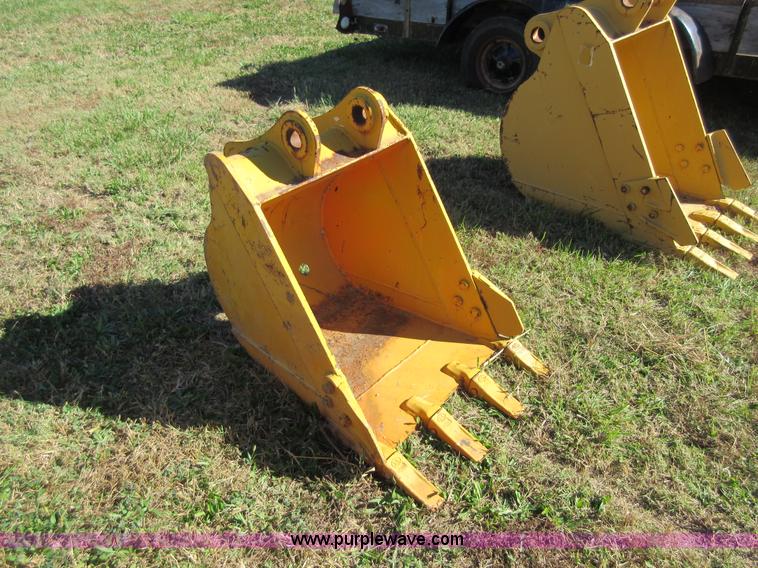 image for item BB9142 Chikara excavator bucket