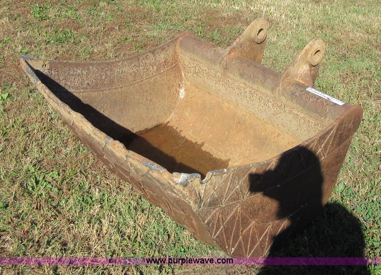 image for item BB9144 Excavator bucket