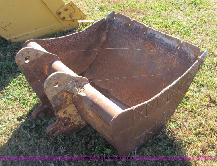image for item BB9144 Excavator bucket