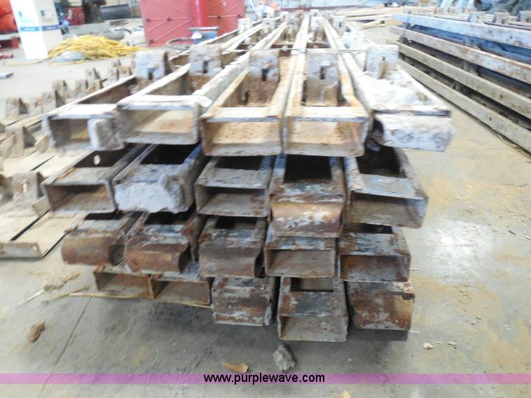 image for item BH9448 Concrete forms