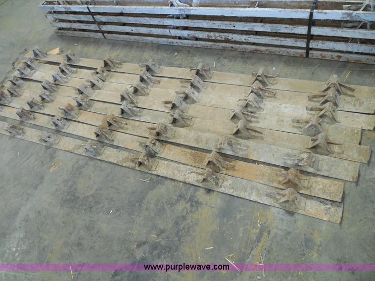 image for item BH9448 Concrete forms