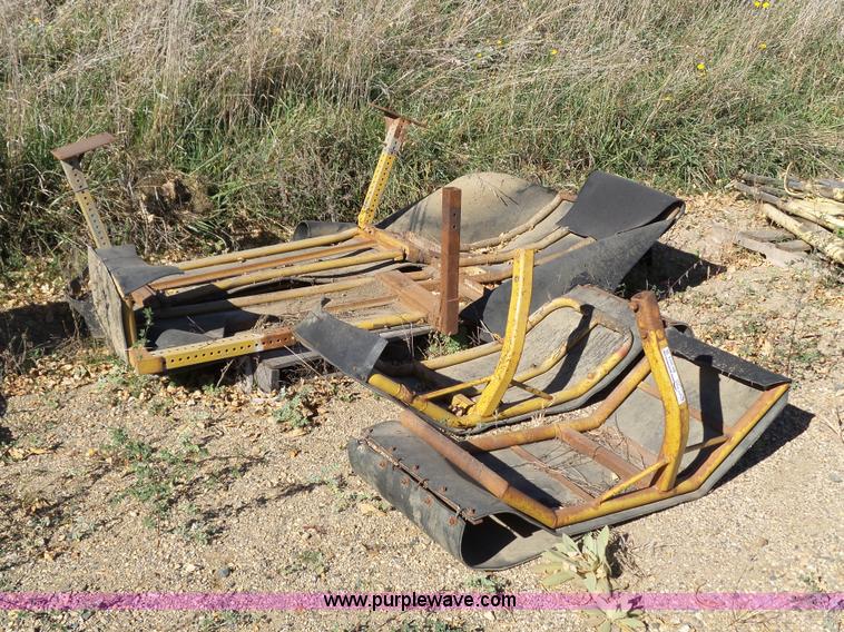 image for item BN9470 Caterpillar 140G front and rear motor grader fenders