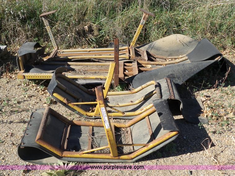 image for item BN9470 Caterpillar 140G front and rear motor grader fenders