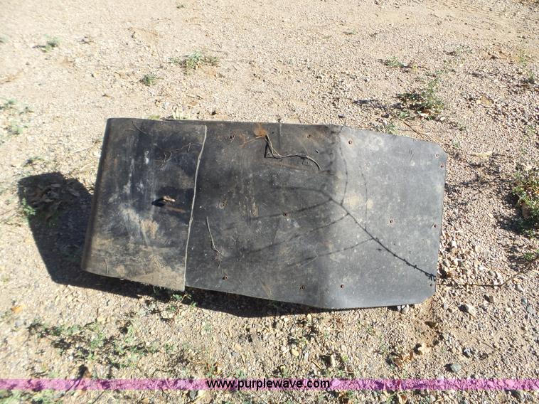 image for item BN9470 Caterpillar 140G front and rear motor grader fenders