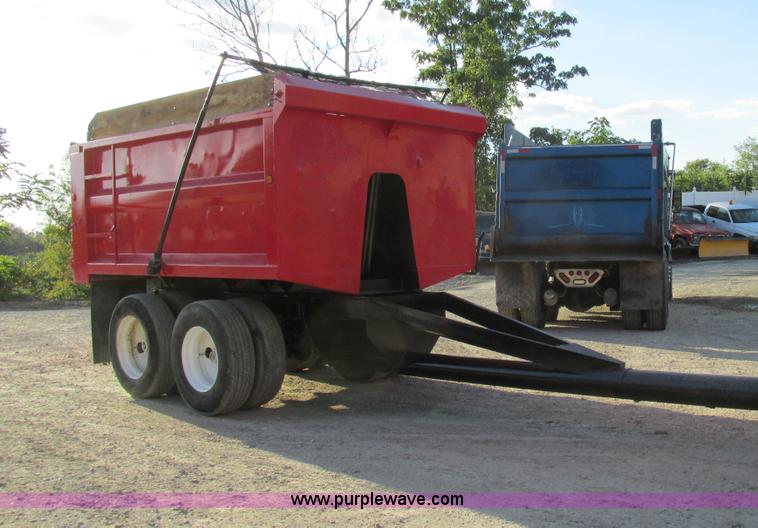image for item BS9978 1980 shop built pup dump trailer