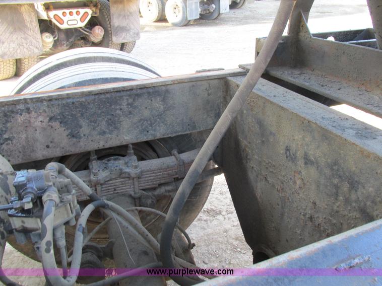 image for item BS9978 1980 shop built pup dump trailer