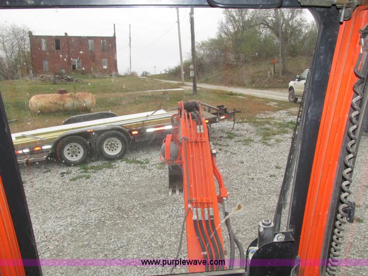 image for item H1070 2000 Kubota KX61-2 mini excavator