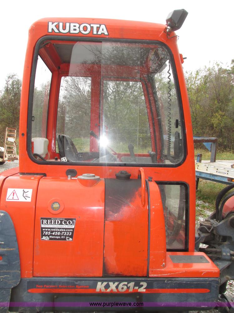 image for item H1070 2000 Kubota KX61-2 mini excavator