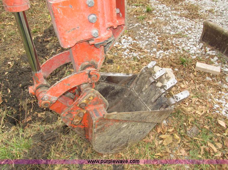 image for item H1070 2000 Kubota KX61-2 mini excavator
