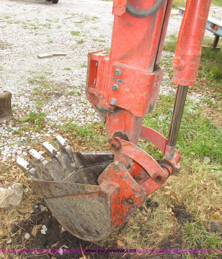image for item H1070 2000 Kubota KX61-2 mini excavator