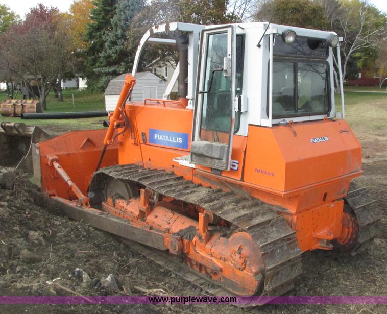 image for item H1090 1995 Fiat-Allis FD175 IT dozer