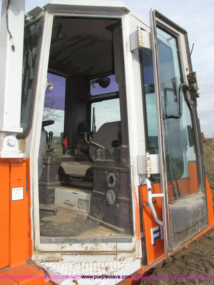 image for item H1090 1995 Fiat-Allis FD175 IT dozer