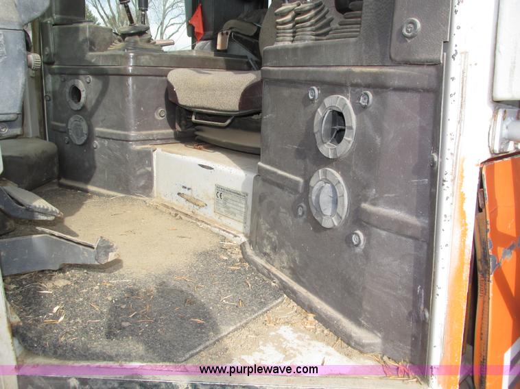 image for item H1090 1995 Fiat-Allis FD175 IT dozer