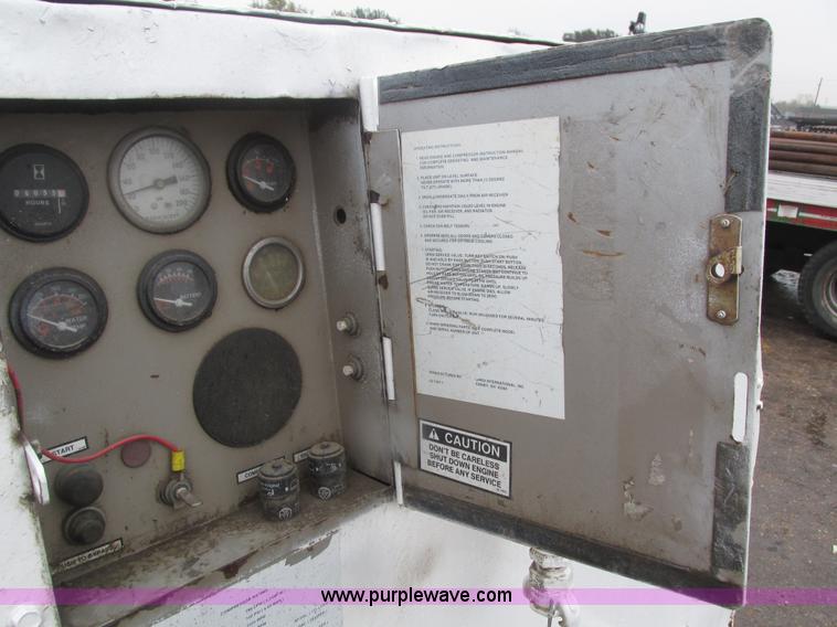 image for item H1105 1993 Leroi 2A219-178 air compressor