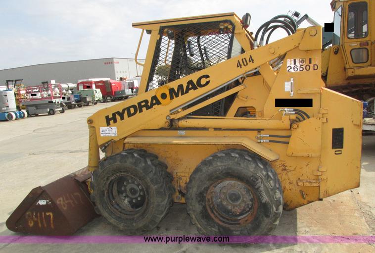 Hydramac 2650 skid steer in Lincoln, NE Item H1108 sold Purple Wave
