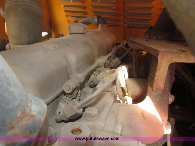 image for item H1108 Hydra-mac 2650 skid steer