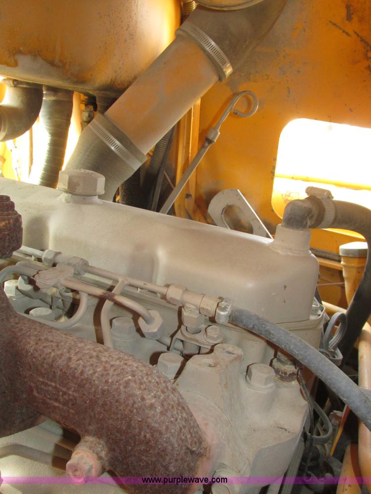 image for item H1108 Hydra-mac 2650 skid steer