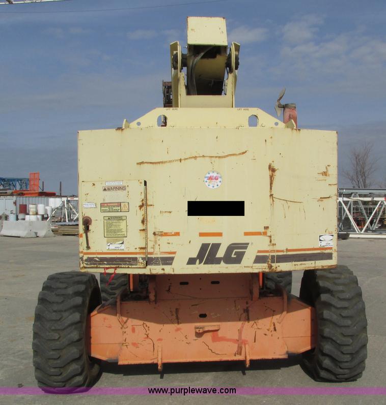 image for item H1109 JLG 80HX boom lift