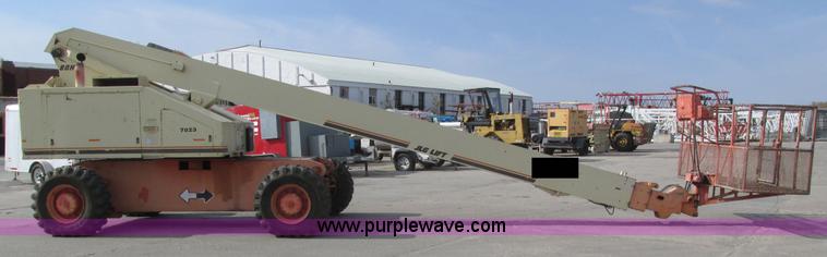 image for item H1109 JLG 80HX boom lift