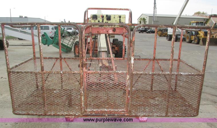 image for item H1109 JLG 80HX boom lift