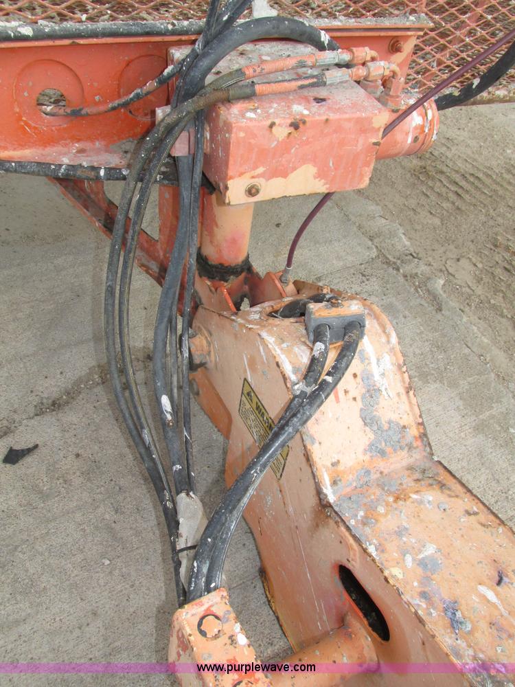 image for item H1109 JLG 80HX boom lift