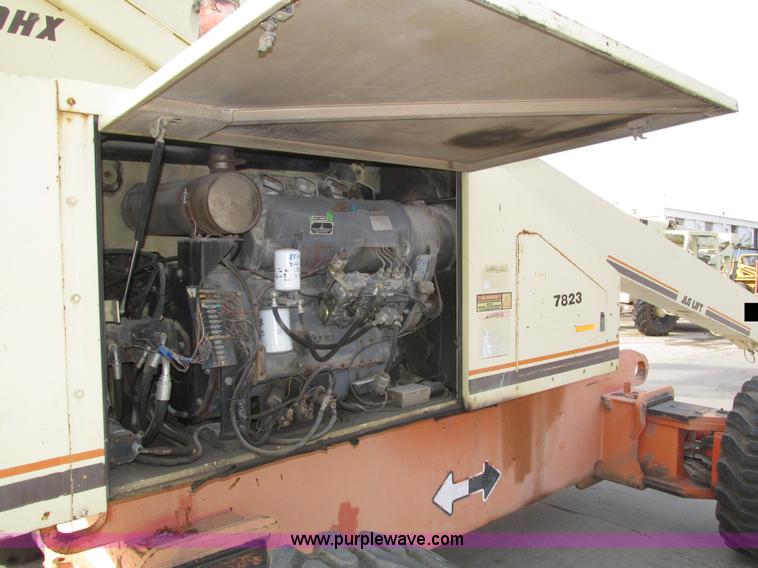 image for item H1109 JLG 80HX boom lift