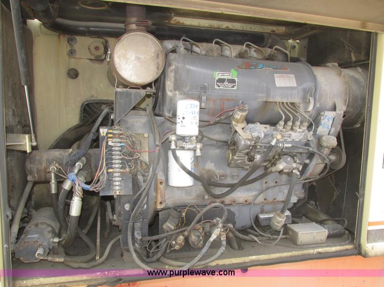 image for item H1109 JLG 80HX boom lift